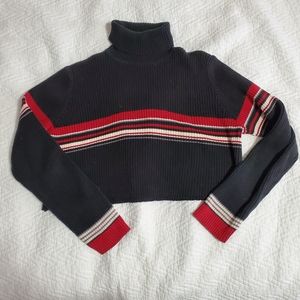 Cropped turtle neck